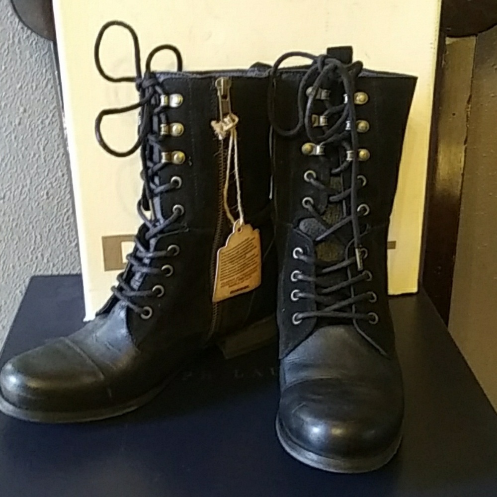 Diesel Women's Give Ankle Boot 7.5